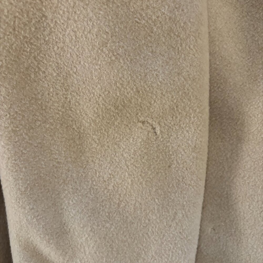 Very Vintage Cashmere Coat - Picture 7 of 8